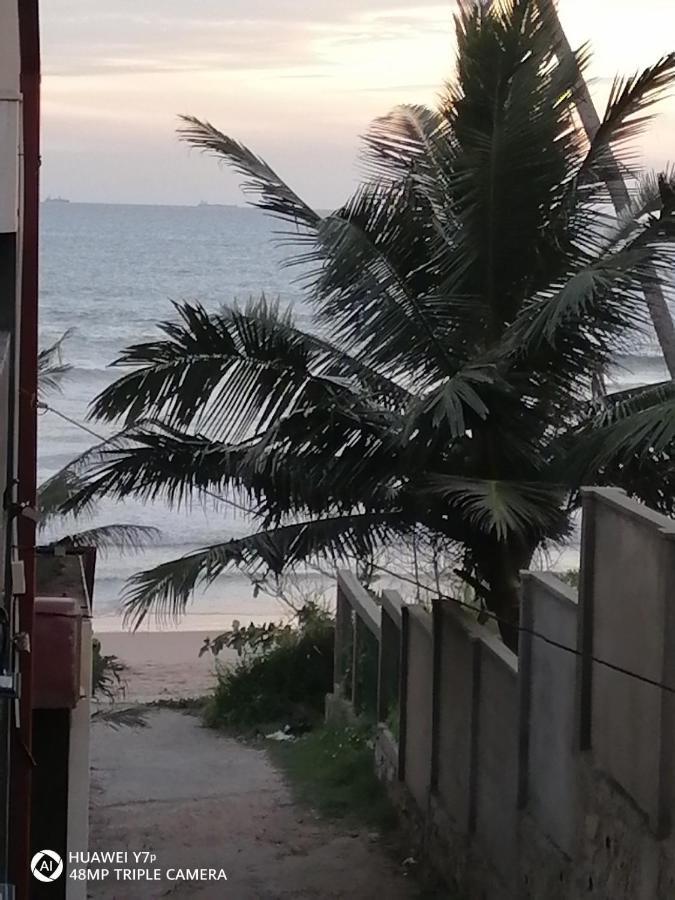 The Ocean Villa At Surf Spot Matara Exterior photo